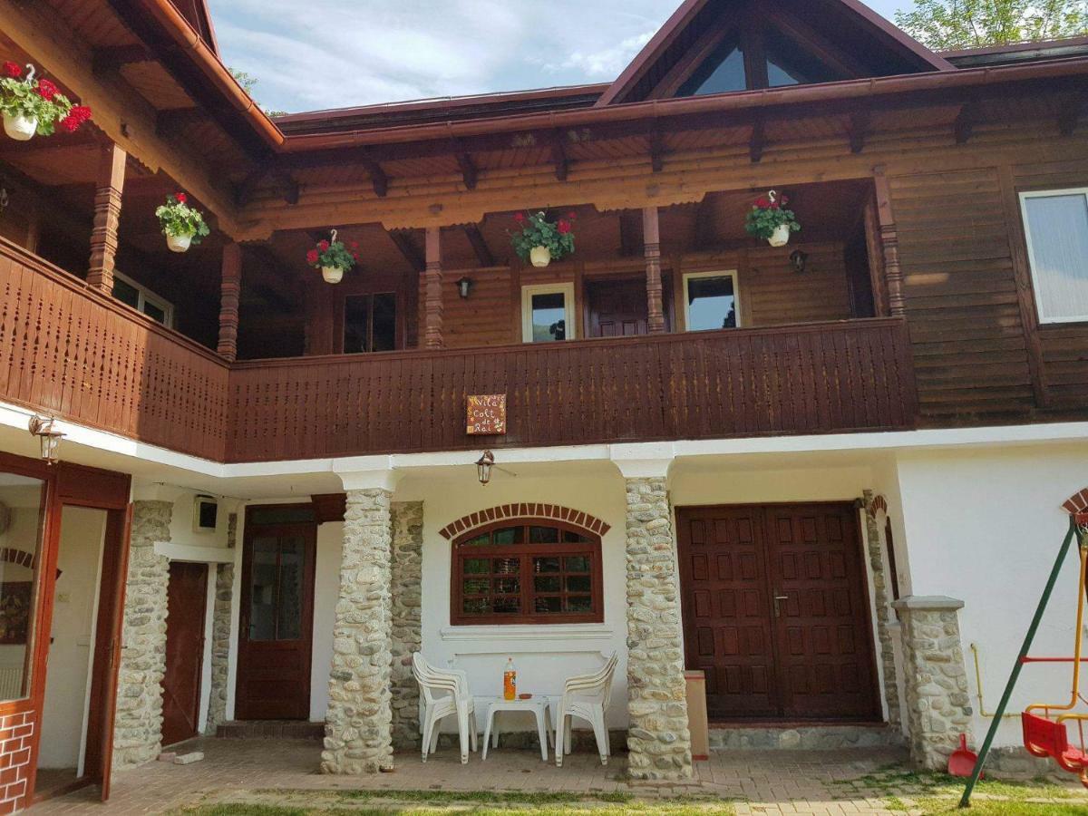 Casa Colt De Rai Villa Brezoi Exterior photo
